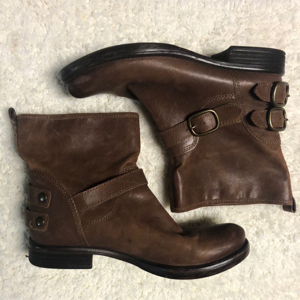 Lucky Brand Brown 9.5